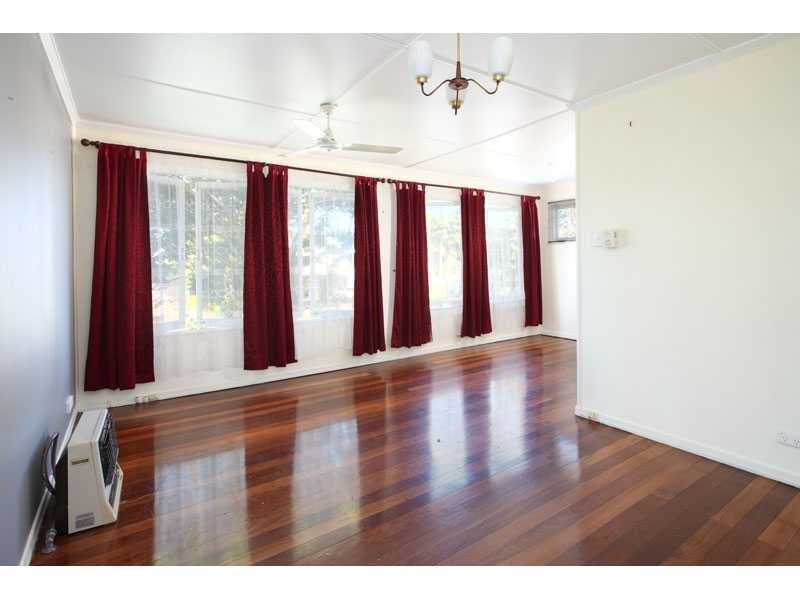 5 Rickston ST, Manly West QLD 4179