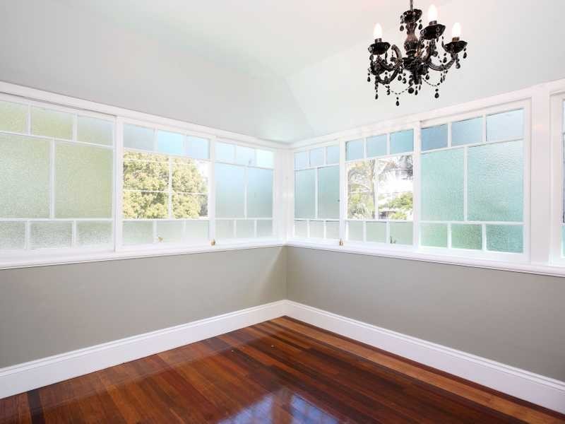 20 Harman St, Manly QLD 4179