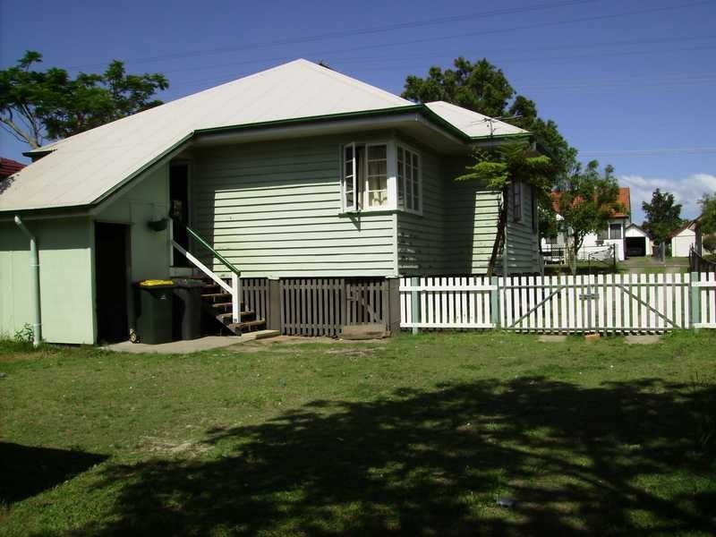 109 Manly Rd, Manly West QLD 4179