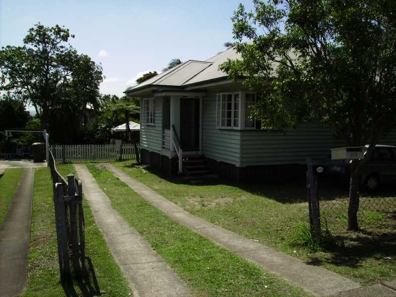 109 Manly Rd, Manly West QLD 4179