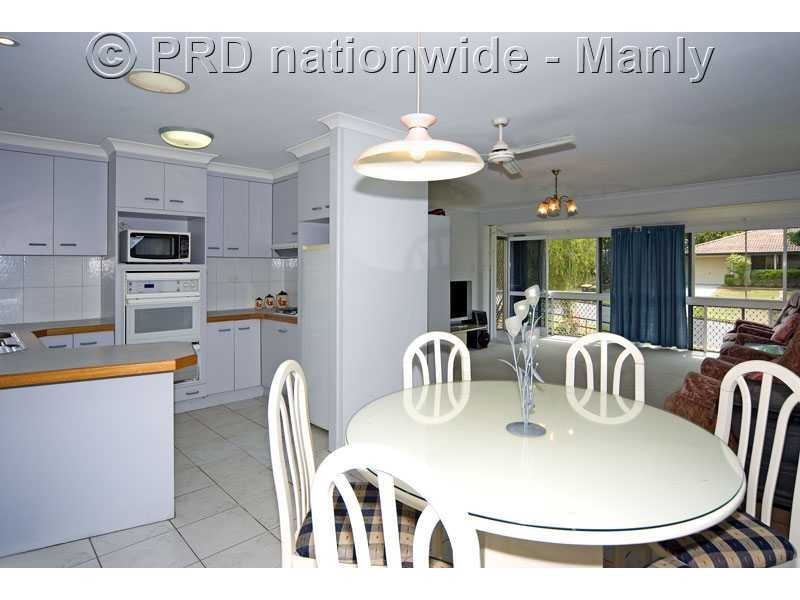 37 Ingleston Street, Wynnum West QLD 4178