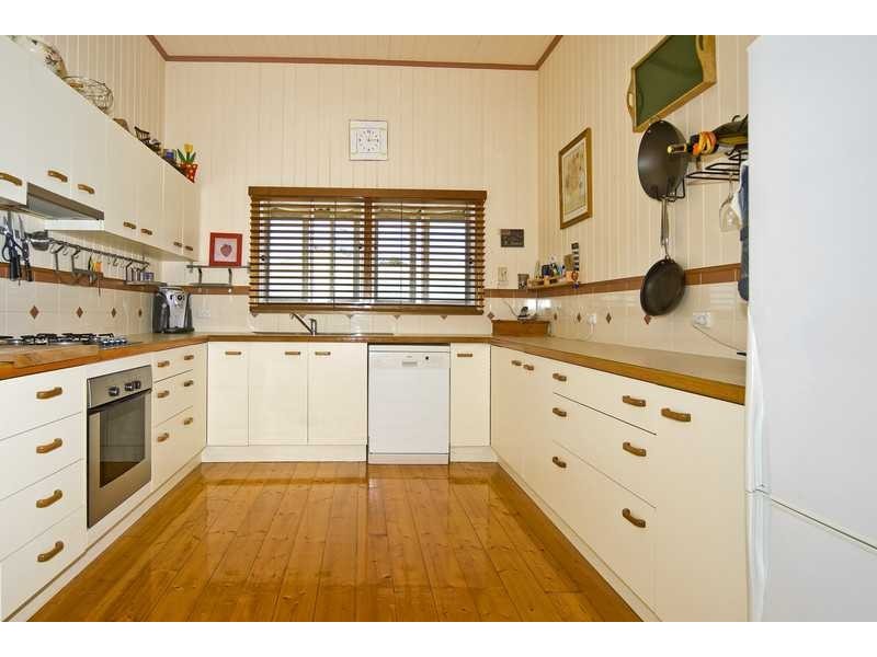 63 Besham Parade, Wynnum QLD 4178