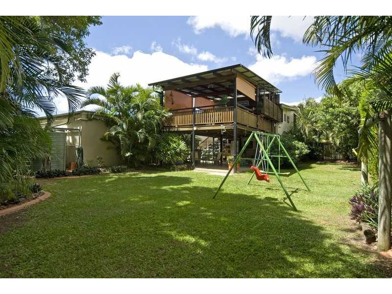 63 Besham Parade, Wynnum QLD 4178