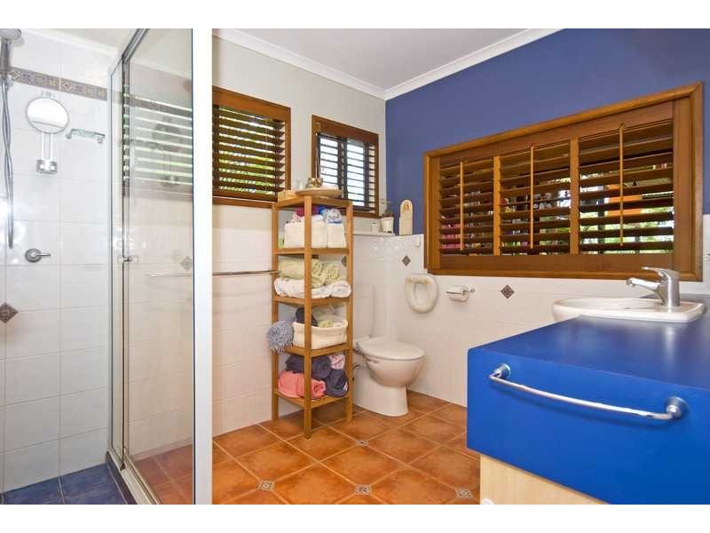 63 Besham Parade, Wynnum QLD 4178