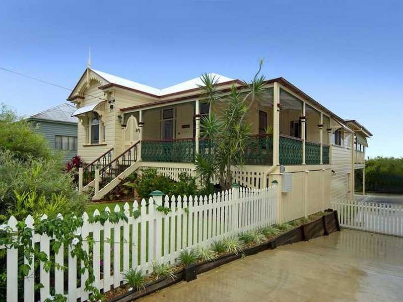 99 Cedar Street, Wynnum QLD 4178