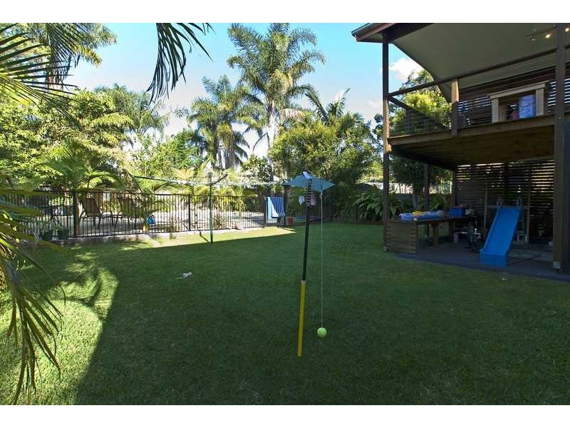68 Greta St, Manly West QLD 4179