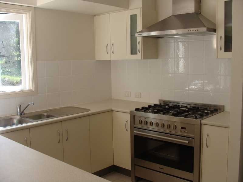 65 Greta St, Manly West QLD 4179