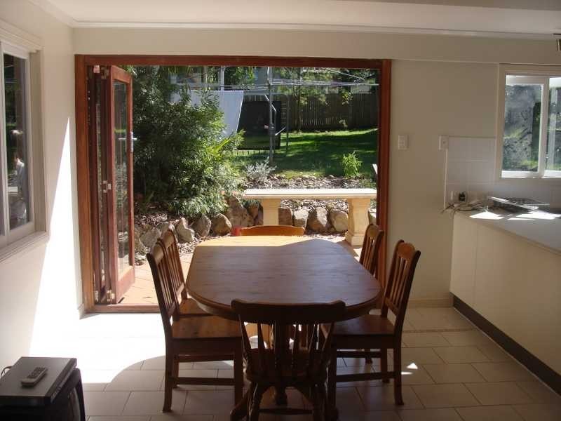 65 Greta St, Manly West QLD 4179