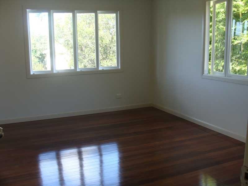 65 Greta St, Manly West QLD 4179