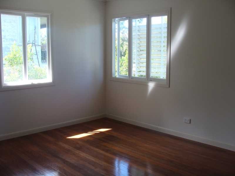 65 Greta St, Manly West QLD 4179