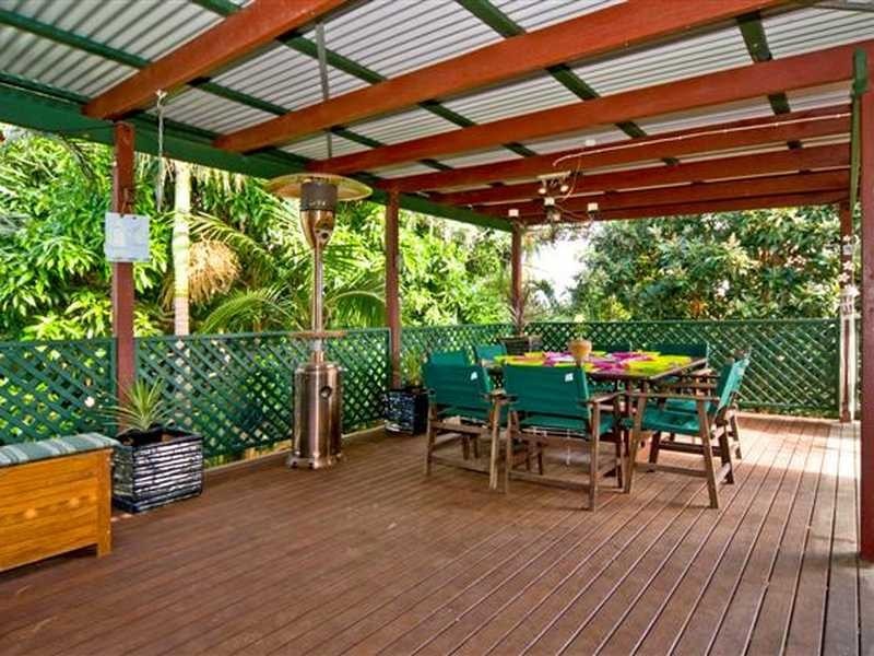 8 Ian St, Lota QLD 4179