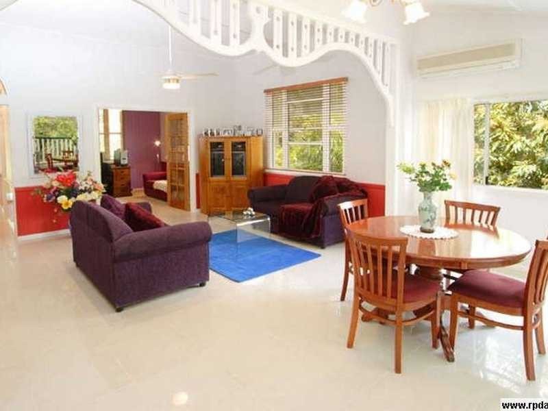 849 Esplanade, Lota QLD 4179