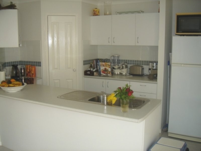 4 Tallis Street, Wakerley QLD 4154