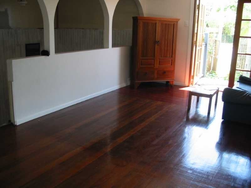 87 Whites Rd, Manly West QLD 4179