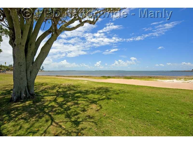 2/17 Fox Street, Wynnum QLD 4178