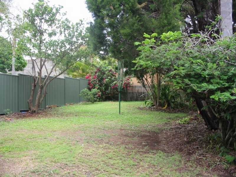 122 Pine Street, Wynnum QLD 4178