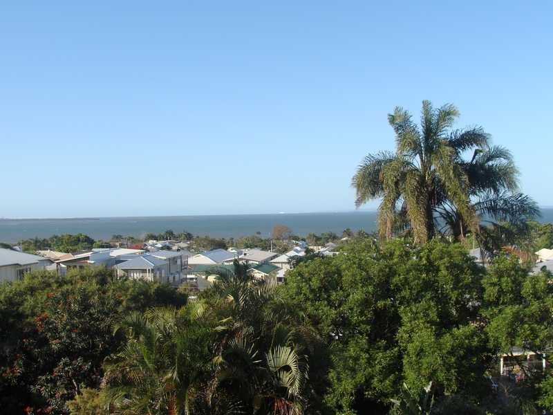 112 Carlton Terrace, Manly QLD 4179