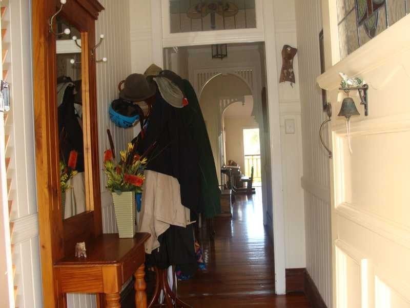 112 Carlton Terrace, Manly QLD 4179