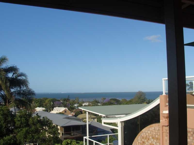 112 Carlton Terrace, Manly QLD 4179