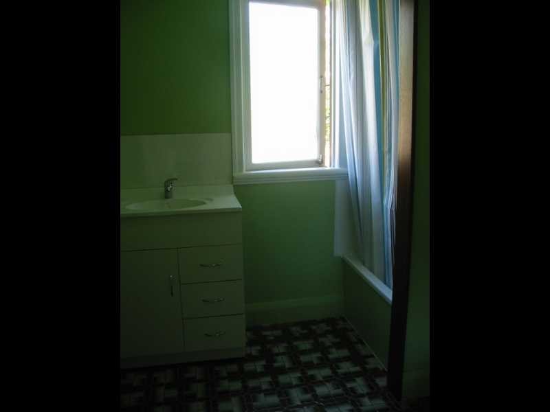 40 Madgwick St, Wynnum QLD 4178