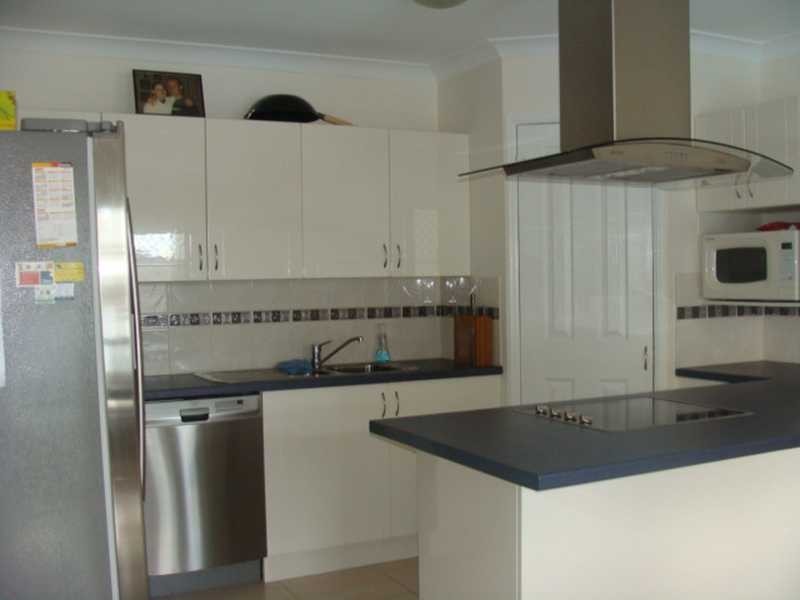 1 Sunstone Street, Manly West QLD 4179