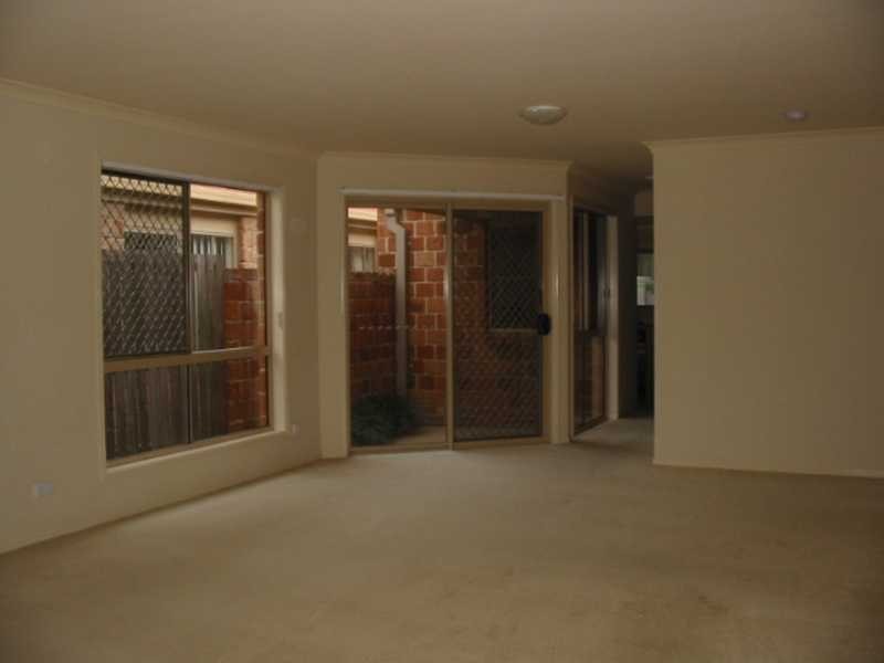 50 School Road, Wynnum West QLD 4178