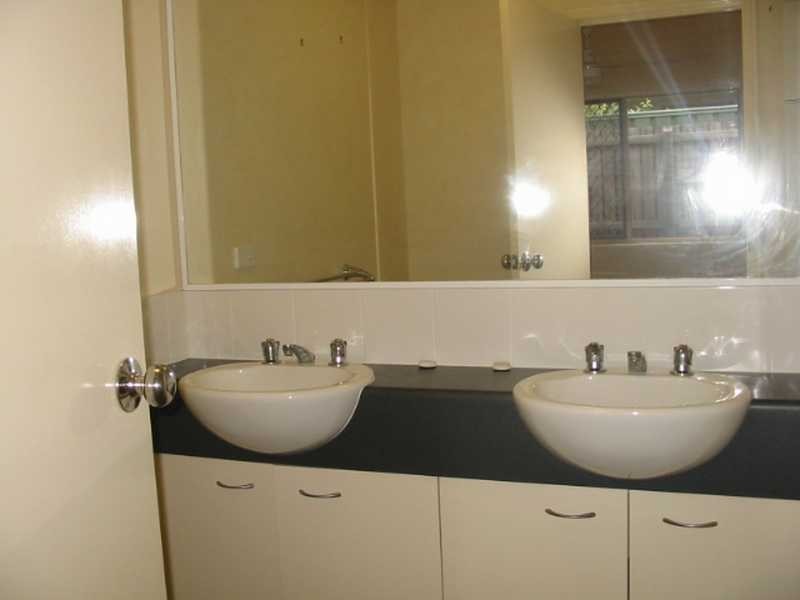 50 School Road, Wynnum West QLD 4178