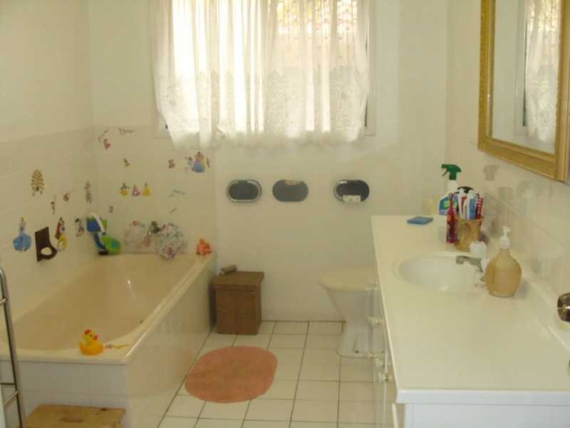 228 Mooroondu Road, Thorneside QLD 4158