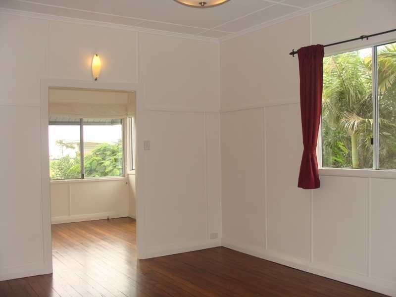 295 Esplanade, Manly QLD 4179