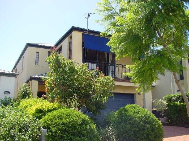 6 Macdonald Street, Manly QLD 4179