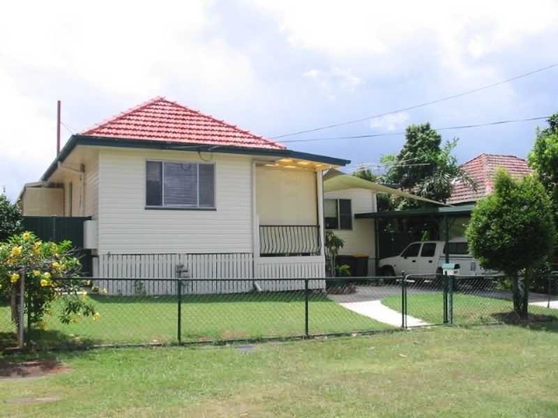 15 Mackenzie Street, Manly West QLD 4179