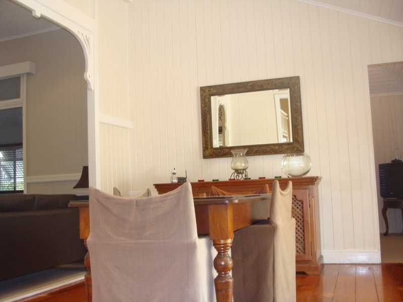 17 Tingal Road, Wynnum QLD 4178