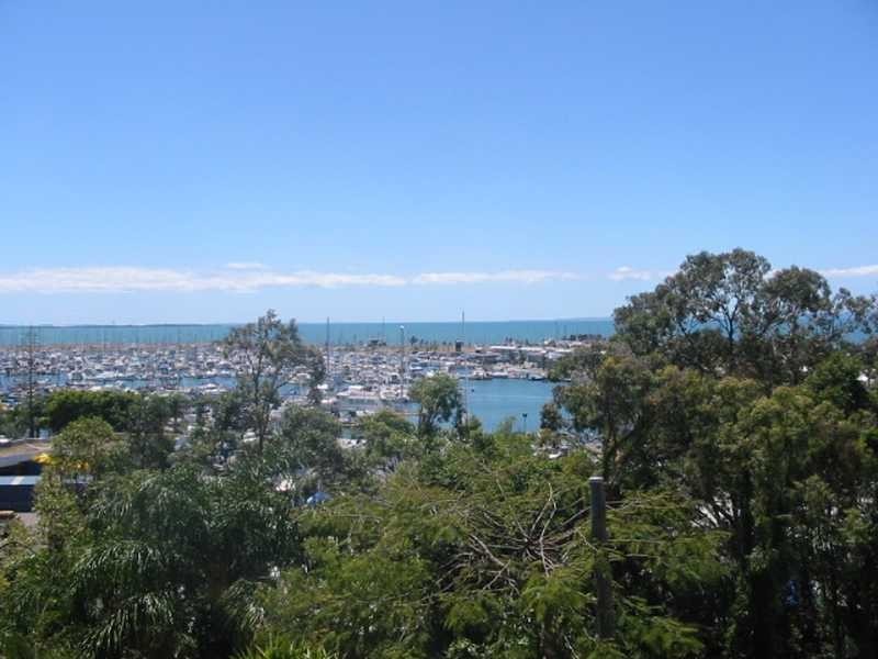 565 Royal Esplanade, Manly QLD 4179