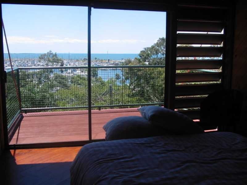 565 Royal Esplanade, Manly QLD 4179
