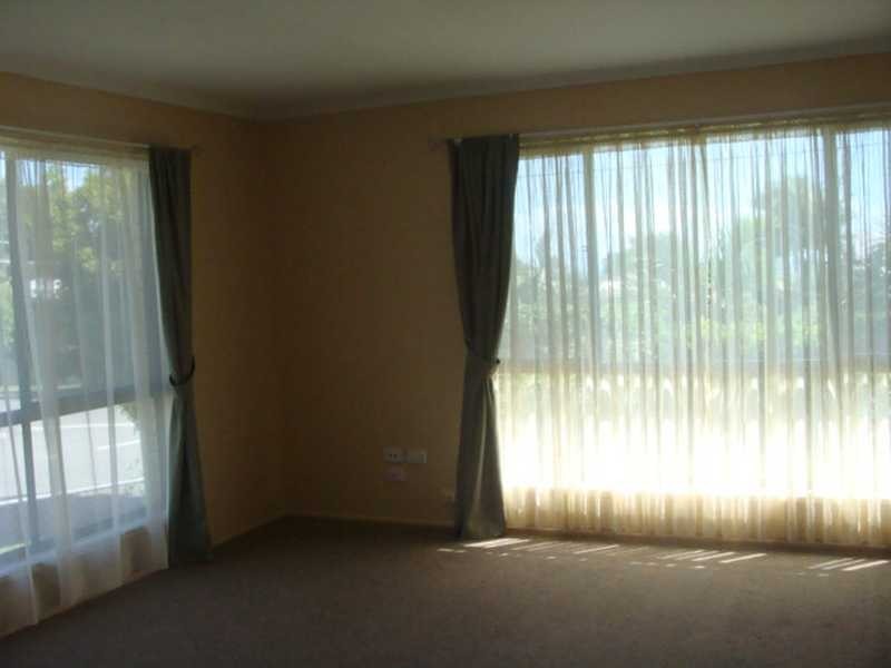 8 Akonna Street, Wynnum QLD 4178