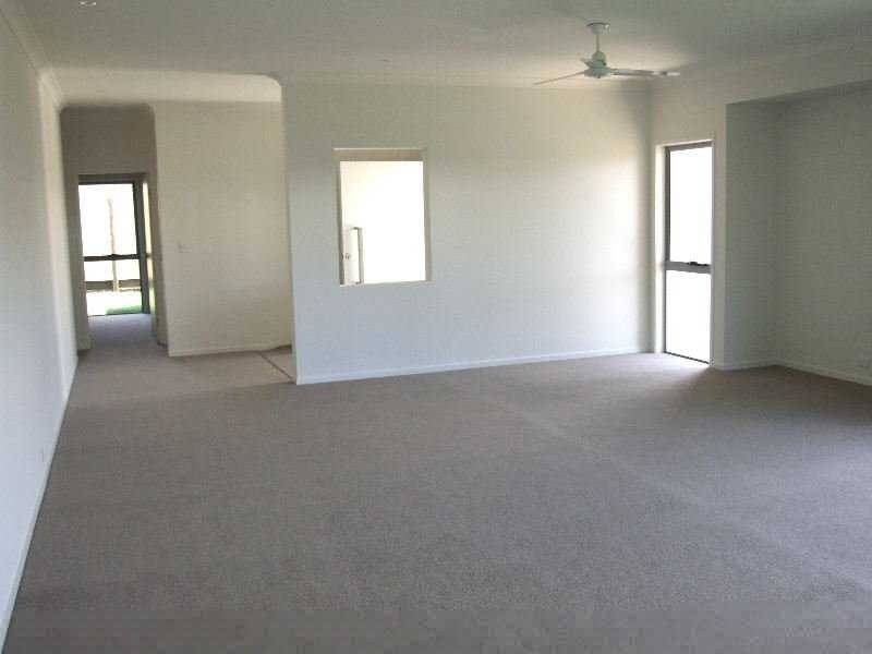 19 Franklin Street, Wakerley QLD 4154