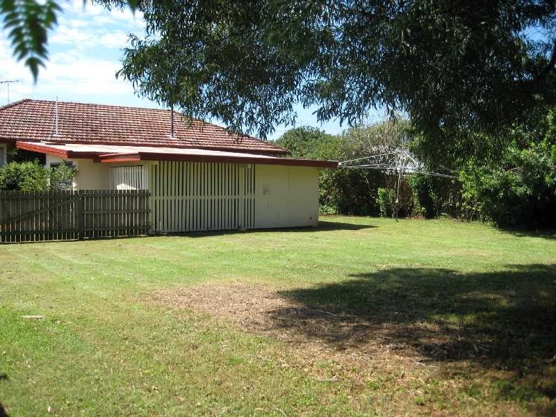 99 Colburn Avenue, Victoria Point QLD 4165