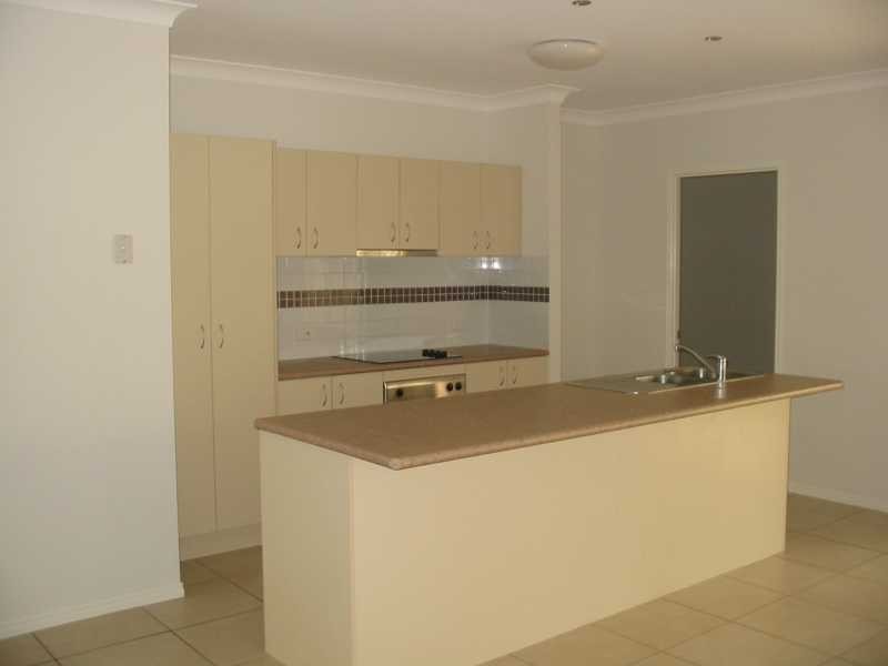 12 Tallis Street, Wakerley QLD 4154