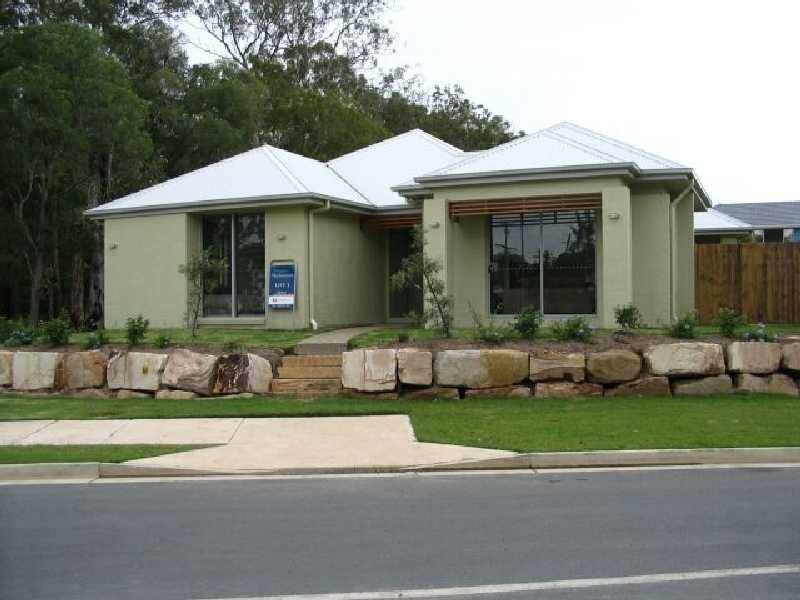 1 Cyan Place, Redland Bay QLD 4165