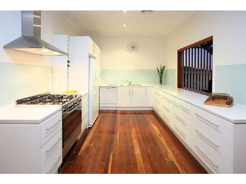 14 Ringara St, Manly West QLD 4179