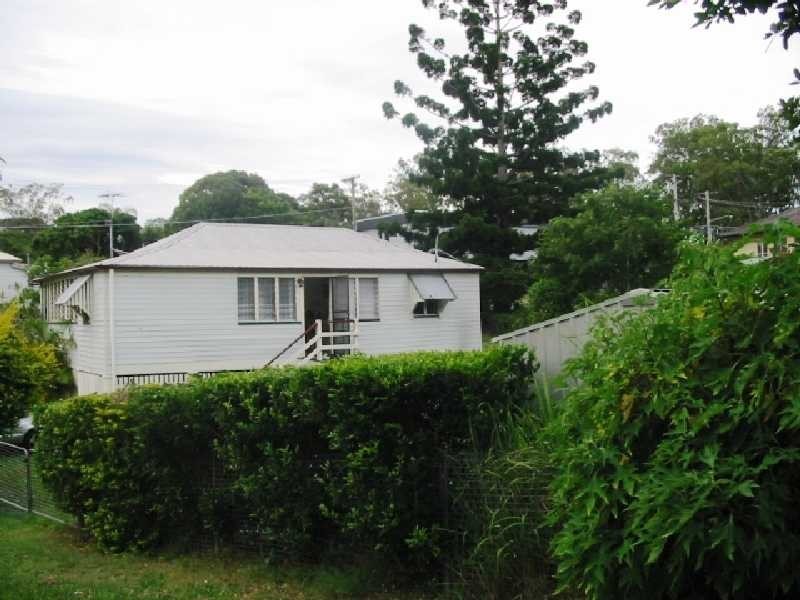 284 Ernest Street, Lota QLD 4179