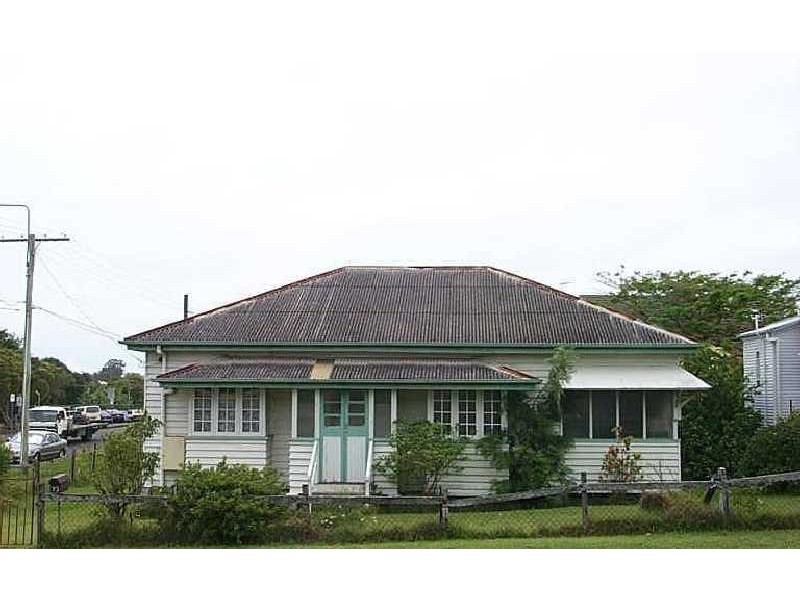 73 Kitchener Street, Wynnum QLD 4178