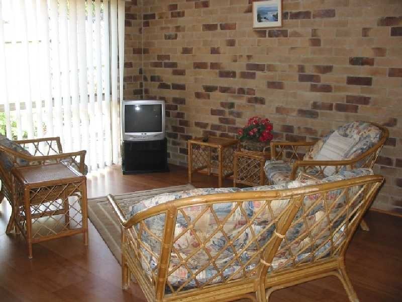 3/145 Melville Terrace, Manly QLD 4179