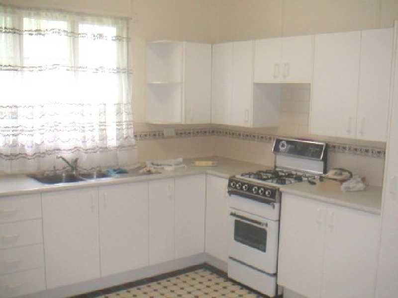 2/99 Charlotte Street, Wynnum QLD 4178