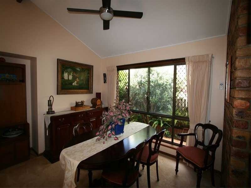 4 Caringbah Street, Wakerley QLD 4154