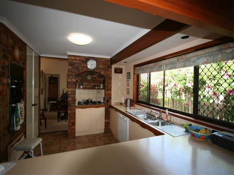 4 Caringbah Street, Wakerley QLD 4154