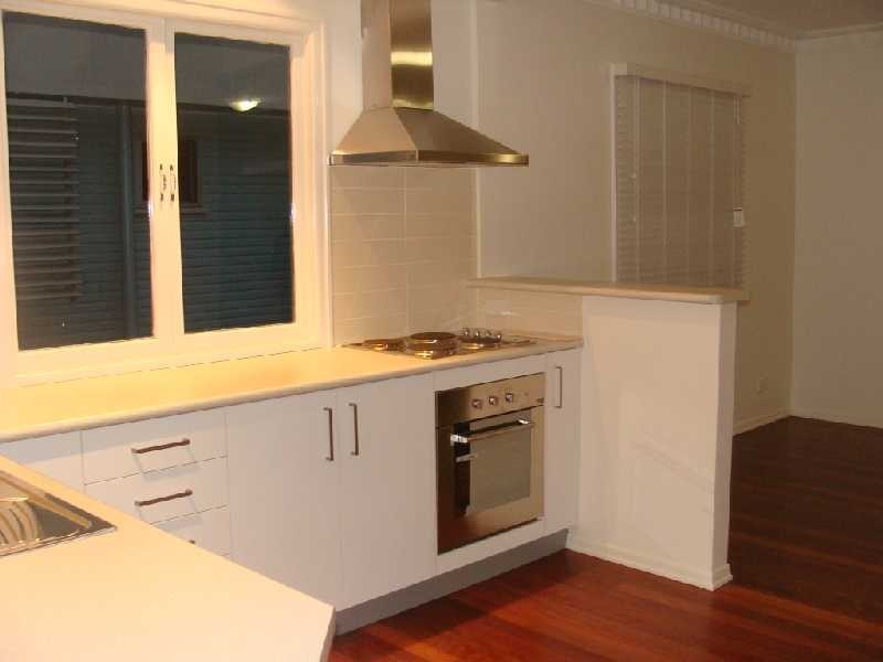 5 Bonniebrae Street, Wynnum West QLD 4178