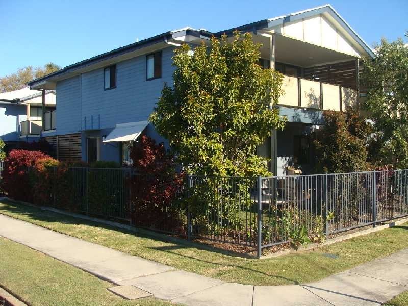 3/4 Emsworth Street, Wynnum QLD 4178