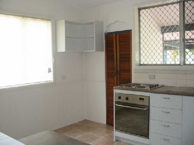 56 Alastair Street, Lota QLD 4179