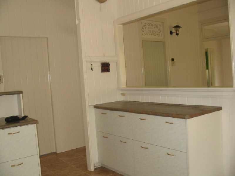 56 Alastair Street, Lota QLD 4179